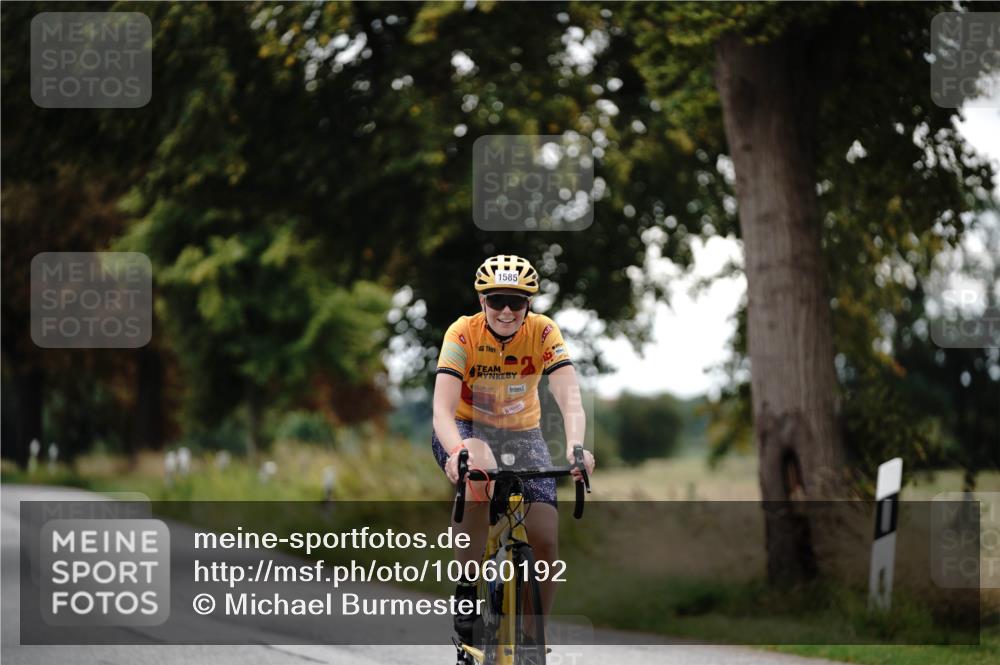 30.08.2026 - Elbe Triathlon Hamburg Michael Burmester http://msf.ph/oto/10060192 30.08.2026 11:40:07 Radfahren 1484, 1582, 1585 meine-sportfotos.de