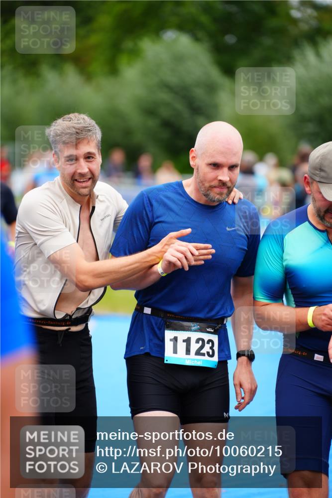 30.08.2026 - Elbe Triathlon Hamburg LAZAROV Photography http://msf.ph/oto/10060215 30.08.2026 11:39:24 Ziel 709, 926, 992, 1123, 1125, 1205 meine-sportfotos.de