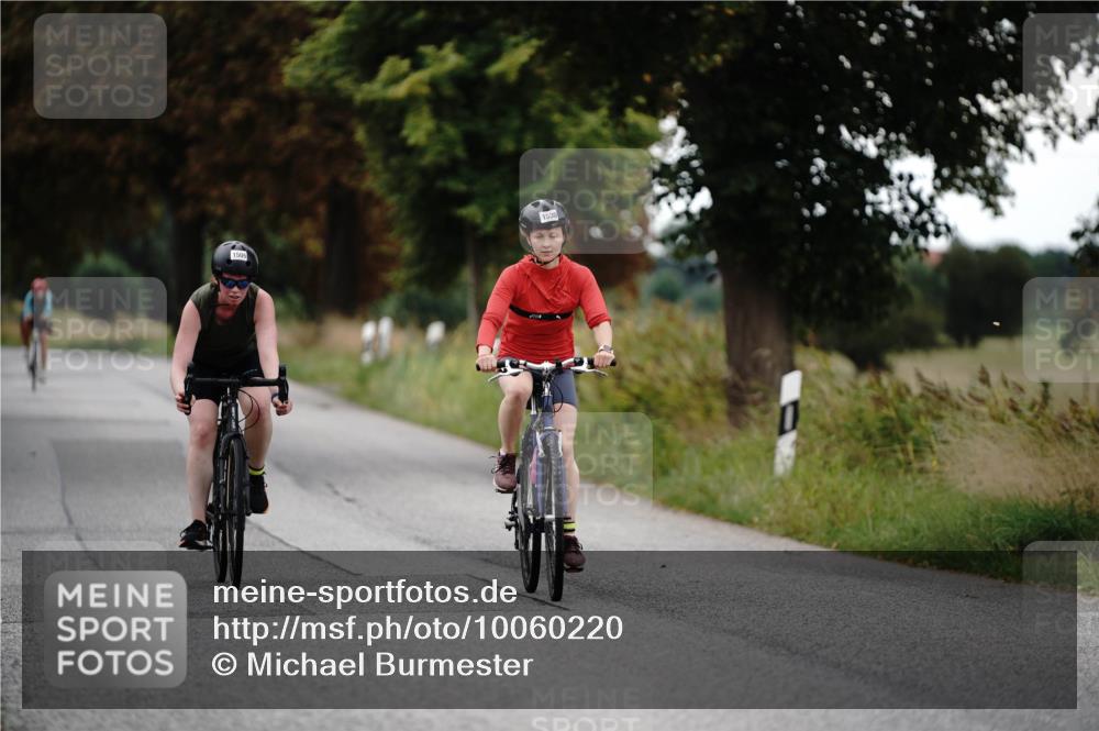 30.08.2026 - Elbe Triathlon Hamburg Michael Burmester http://msf.ph/oto/10060220 30.08.2026 11:40:48 Radfahren 1506, 1530, 1719 meine-sportfotos.de