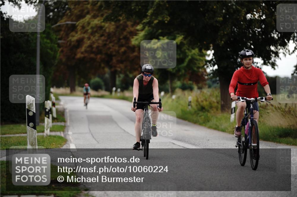 30.08.2026 - Elbe Triathlon Hamburg Michael Burmester http://msf.ph/oto/10060224 30.08.2026 11:40:49 Radfahren 1506, 1530, 1719 meine-sportfotos.de