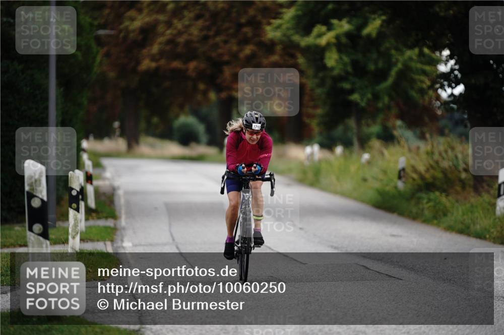 30.08.2026 - Elbe Triathlon Hamburg Michael Burmester http://msf.ph/oto/10060250 30.08.2026 11:41:42 Radfahren 1712 meine-sportfotos.de