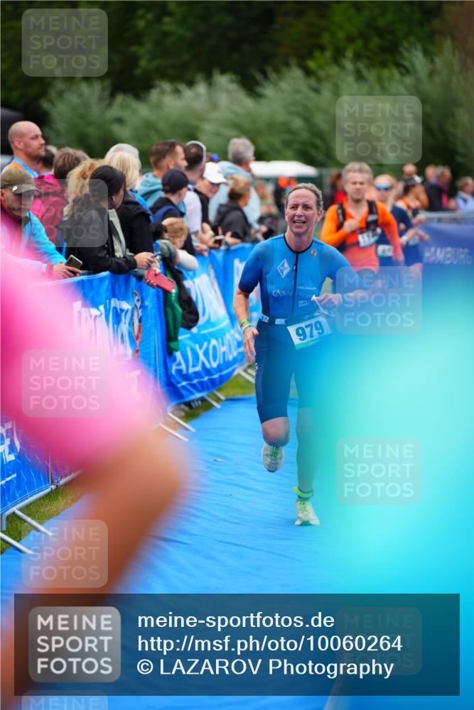 30.08.2026 - Elbe Triathlon Hamburg LAZAROV Photography http://msf.ph/oto/10060264 30.08.2026 11:39:40 Ziel 802, 812, 979, 1146 meine-sportfotos.de