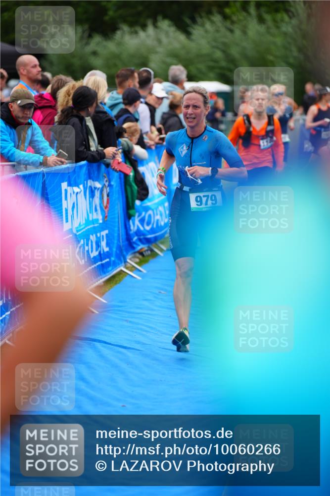 30.08.2026 - Elbe Triathlon Hamburg LAZAROV Photography http://msf.ph/oto/10060266 30.08.2026 11:39:40 Ziel 802, 812, 979, 1146 meine-sportfotos.de