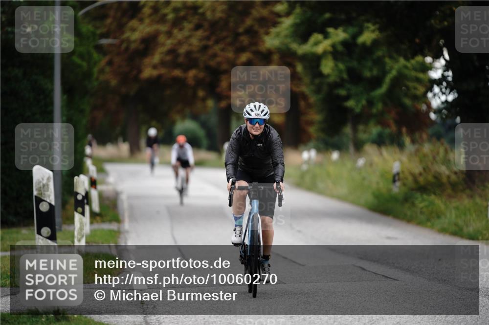 30.08.2026 - Elbe Triathlon Hamburg Michael Burmester http://msf.ph/oto/10060270 30.08.2026 11:42:31 Radfahren 1609, 1675 meine-sportfotos.de