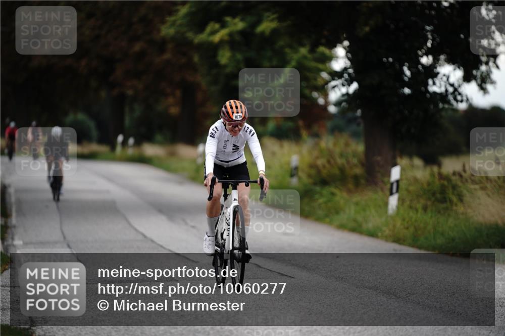 30.08.2026 - Elbe Triathlon Hamburg Michael Burmester http://msf.ph/oto/10060277 30.08.2026 11:42:35 Radfahren 1609, 1629, 1675 meine-sportfotos.de