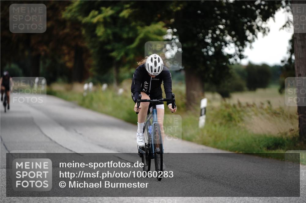 30.08.2026 - Elbe Triathlon Hamburg Michael Burmester http://msf.ph/oto/10060283 30.08.2026 11:42:40 Radfahren 1629, 1638 meine-sportfotos.de