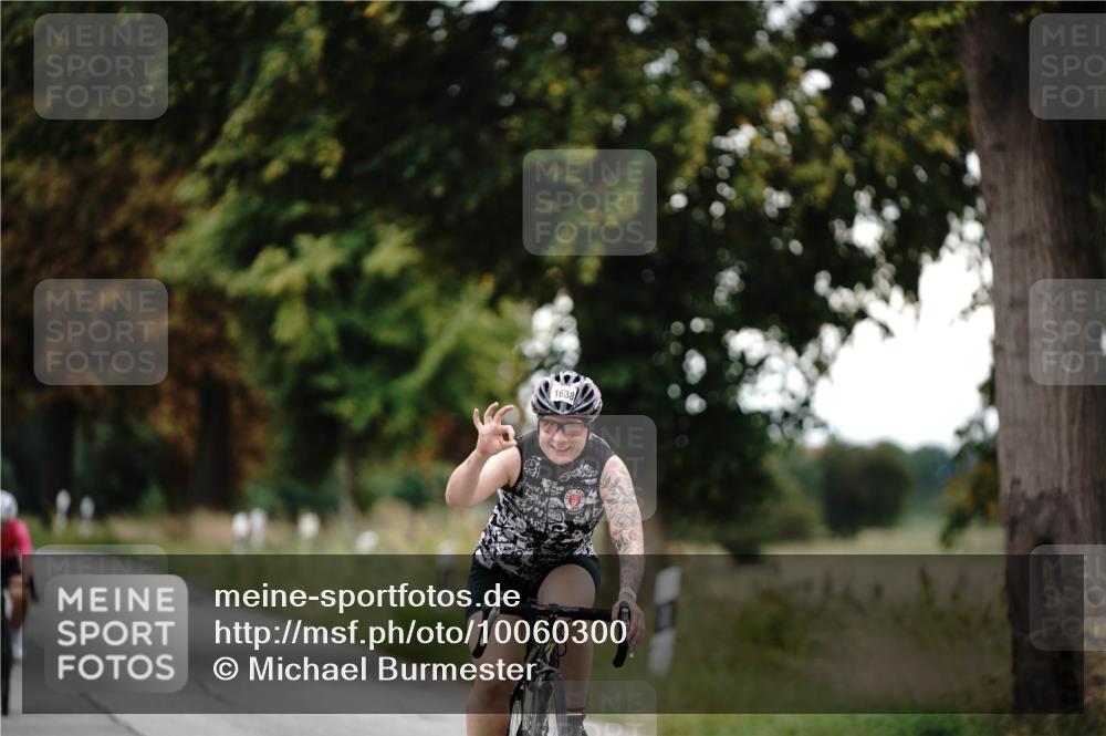 30.08.2026 - Elbe Triathlon Hamburg Michael Burmester http://msf.ph/oto/10060300 30.08.2026 11:42:46 Radfahren 1474, 1638 meine-sportfotos.de