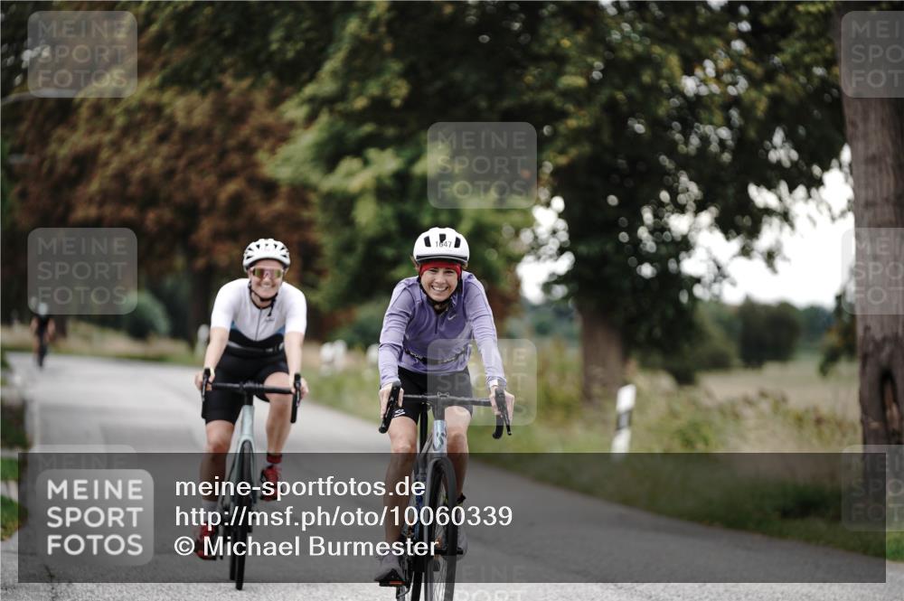 30.08.2026 - Elbe Triathlon Hamburg Michael Burmester http://msf.ph/oto/10060339 30.08.2026 11:43:30 Radfahren 1601, 1647 meine-sportfotos.de