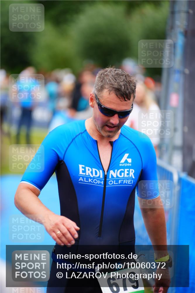 30.08.2026 - Elbe Triathlon Hamburg LAZAROV Photography http://msf.ph/oto/10060372 30.08.2026 11:40:24 Ziel 679, 1269 meine-sportfotos.de