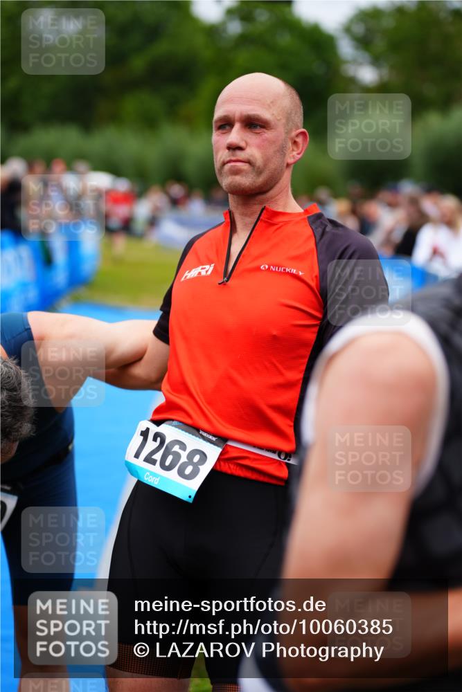 30.08.2026 - Elbe Triathlon Hamburg LAZAROV Photography http://msf.ph/oto/10060385 30.08.2026 11:40:30 Ziel 1130 meine-sportfotos.de