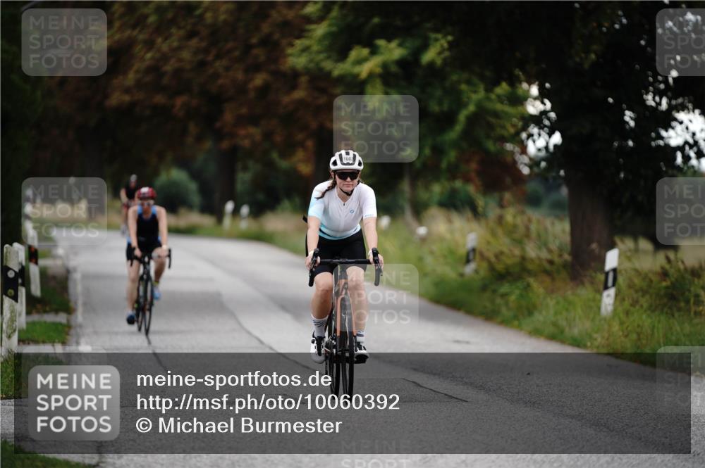 30.08.2026 - Elbe Triathlon Hamburg Michael Burmester http://msf.ph/oto/10060392 30.08.2026 11:44:37 Radfahren 1602, 1698 meine-sportfotos.de