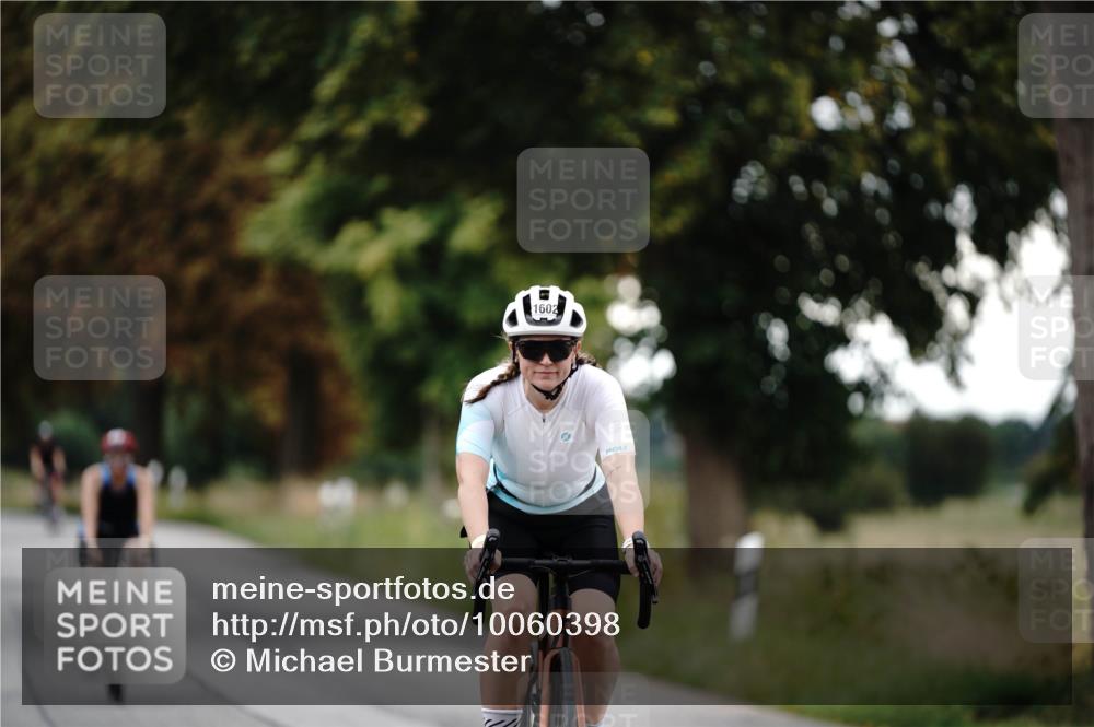 30.08.2026 - Elbe Triathlon Hamburg Michael Burmester http://msf.ph/oto/10060398 30.08.2026 11:44:39 Radfahren 1602, 1698 meine-sportfotos.de