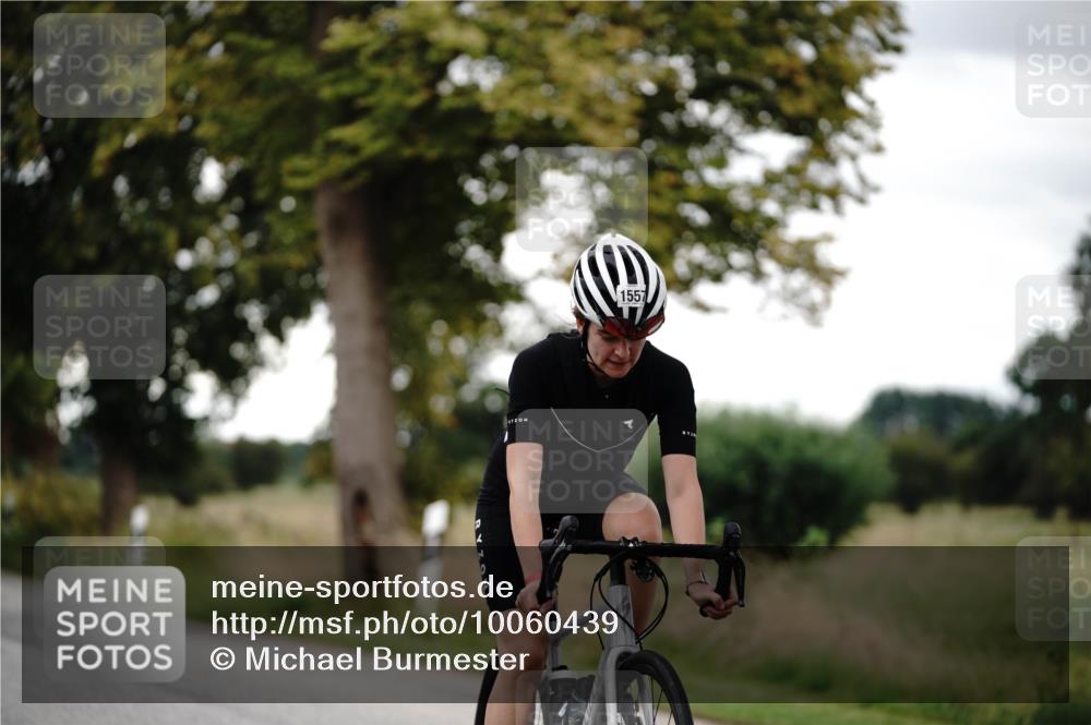 30.08.2026 - Elbe Triathlon Hamburg Michael Burmester http://msf.ph/oto/10060439 30.08.2026 11:45:17 Radfahren 1557, 1603 meine-sportfotos.de