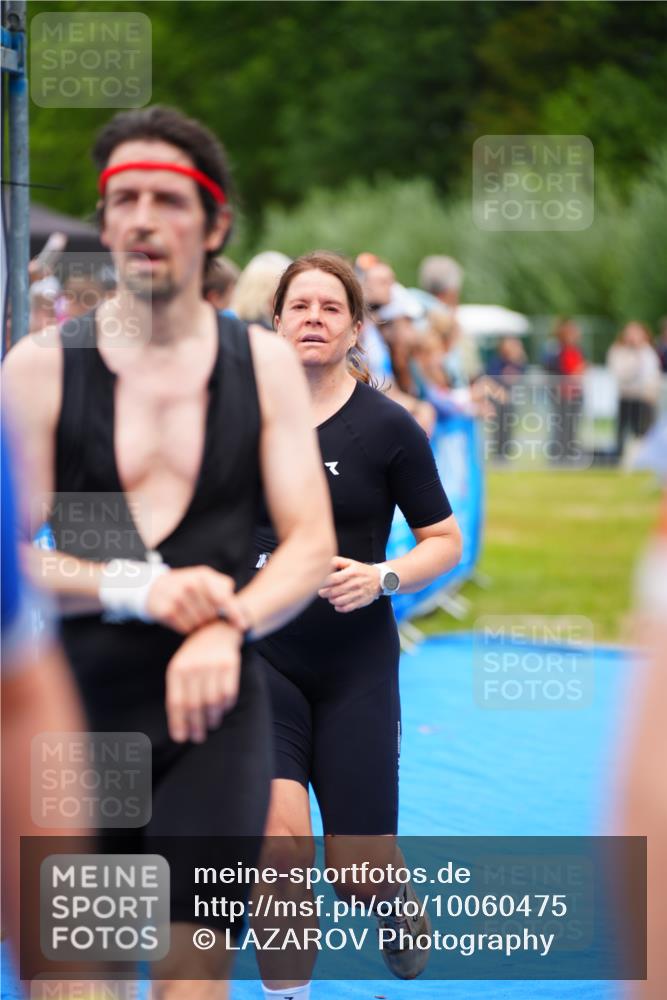 30.08.2026 - Elbe Triathlon Hamburg LAZAROV Photography http://msf.ph/oto/10060475 30.08.2026 11:40:55 Ziel 694, 933 meine-sportfotos.de