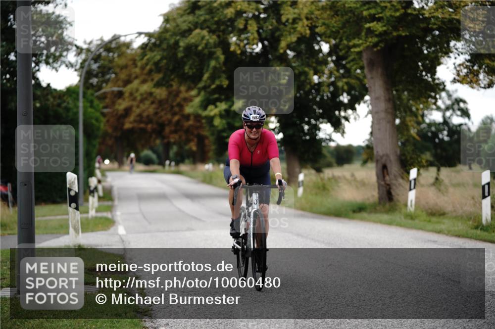 30.08.2026 - Elbe Triathlon Hamburg Michael Burmester http://msf.ph/oto/10060480 30.08.2026 11:45:47 Radfahren 1693, 1704 meine-sportfotos.de