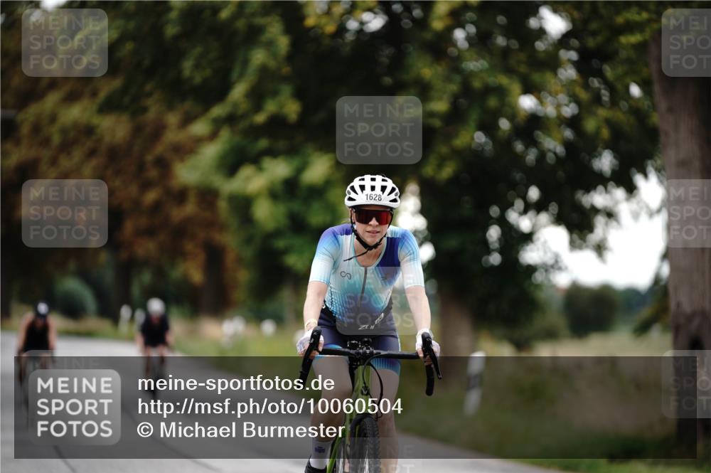 30.08.2026 - Elbe Triathlon Hamburg Michael Burmester http://msf.ph/oto/10060504 30.08.2026 11:46:15 Radfahren 1606, 1628, 1646 meine-sportfotos.de