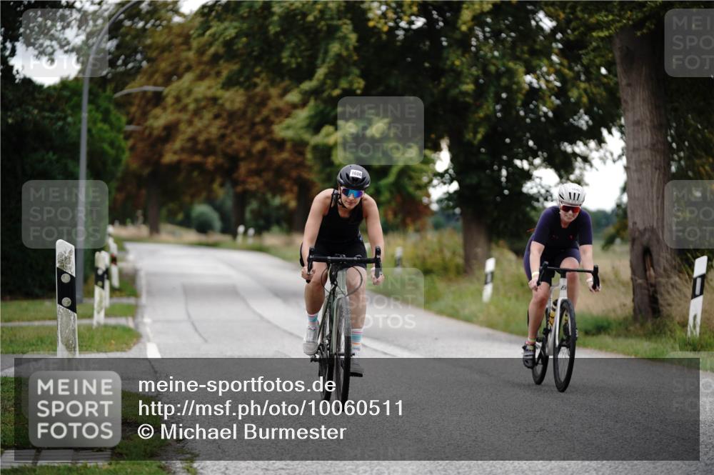 30.08.2026 - Elbe Triathlon Hamburg Michael Burmester http://msf.ph/oto/10060511 30.08.2026 11:46:19 Radfahren 1606, 1646 meine-sportfotos.de