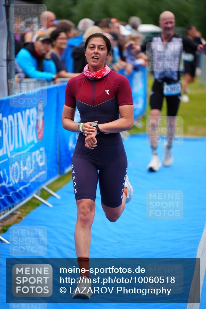 30.08.2026 - Elbe Triathlon Hamburg LAZAROV Photography http://msf.ph/oto/10060518 30.08.2026 11:41:08 Ziel 845, 920, 1302 meine-sportfotos.de