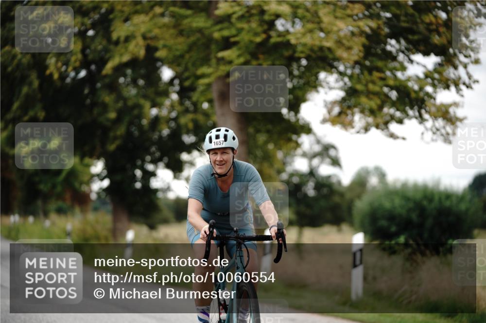 30.08.2026 - Elbe Triathlon Hamburg Michael Burmester http://msf.ph/oto/10060554 30.08.2026 11:47:27 Radfahren 1616, 1657 meine-sportfotos.de