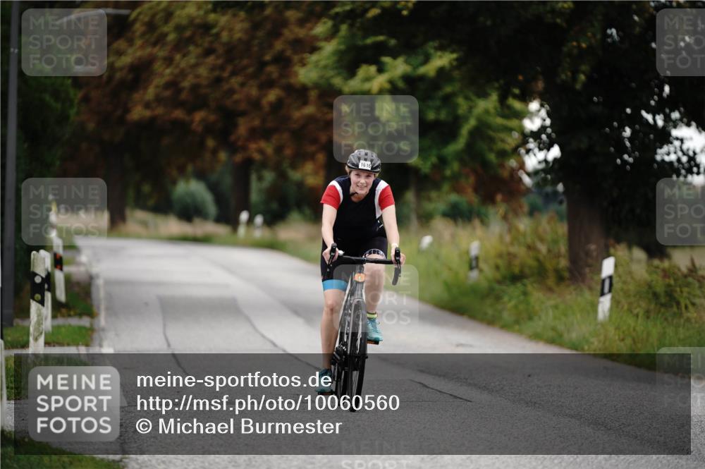 30.08.2026 - Elbe Triathlon Hamburg Michael Burmester http://msf.ph/oto/10060560 30.08.2026 11:47:32 Radfahren 1616 meine-sportfotos.de