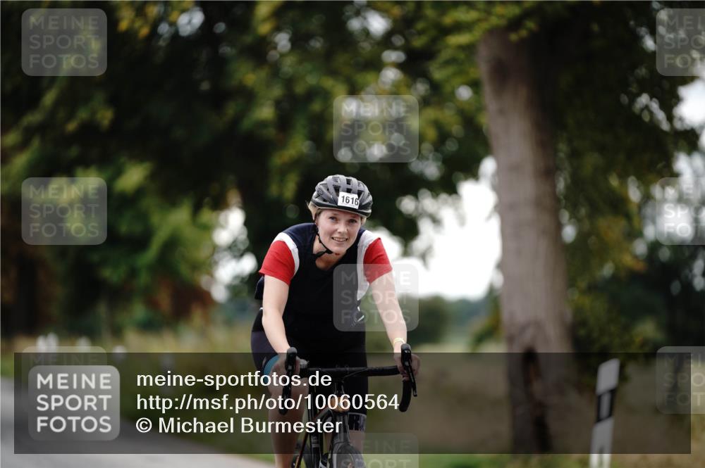 30.08.2026 - Elbe Triathlon Hamburg Michael Burmester http://msf.ph/oto/10060564 30.08.2026 11:47:33 Radfahren 1616 meine-sportfotos.de