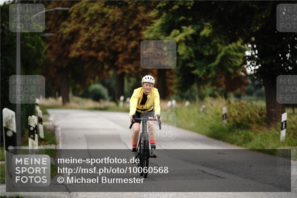 30.08.2026 - Elbe Triathlon Hamburg Michael Burmester http://msf.ph/oto/10060568 30.08.2026 11:47:47 Radfahren 1692 meine-sportfotos.de