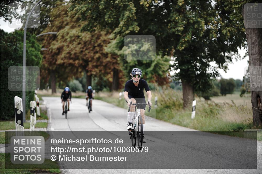 30.08.2026 - Elbe Triathlon Hamburg Michael Burmester http://msf.ph/oto/10060579 30.08.2026 11:48:05 Radfahren 1617, 1636 meine-sportfotos.de