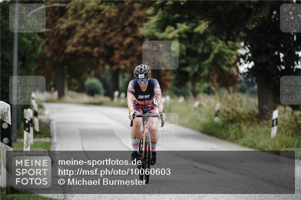 30.08.2026 - Elbe Triathlon Hamburg Michael Burmester http://msf.ph/oto/10060603 30.08.2026 11:48:41 Radfahren 1653 meine-sportfotos.de