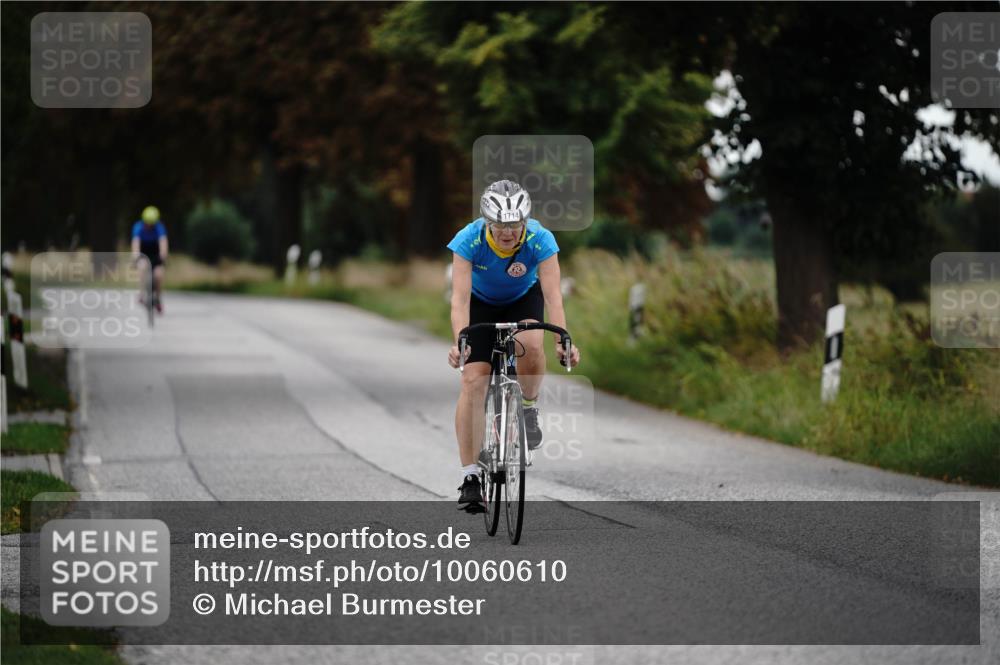30.08.2026 - Elbe Triathlon Hamburg Michael Burmester http://msf.ph/oto/10060610 30.08.2026 11:49:24 Radfahren 1714 meine-sportfotos.de