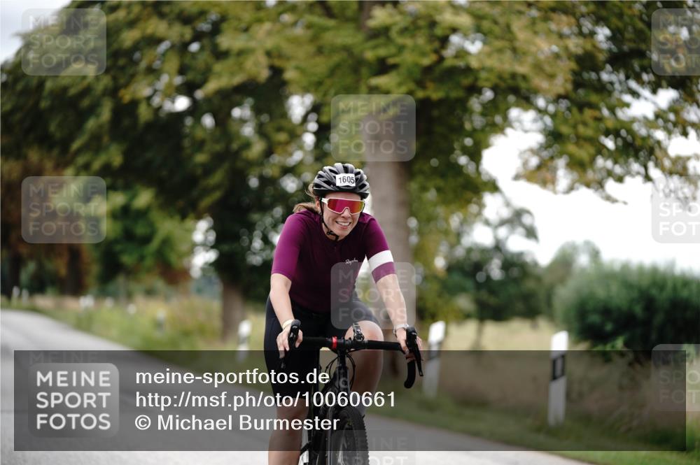 30.08.2026 - Elbe Triathlon Hamburg Michael Burmester http://msf.ph/oto/10060661 30.08.2026 11:50:33 Radfahren 1605, 1720 meine-sportfotos.de