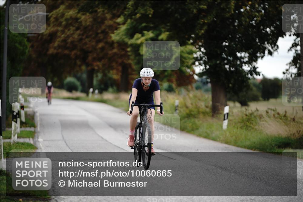 30.08.2026 - Elbe Triathlon Hamburg Michael Burmester http://msf.ph/oto/10060665 30.08.2026 11:50:51 Radfahren 1592 meine-sportfotos.de