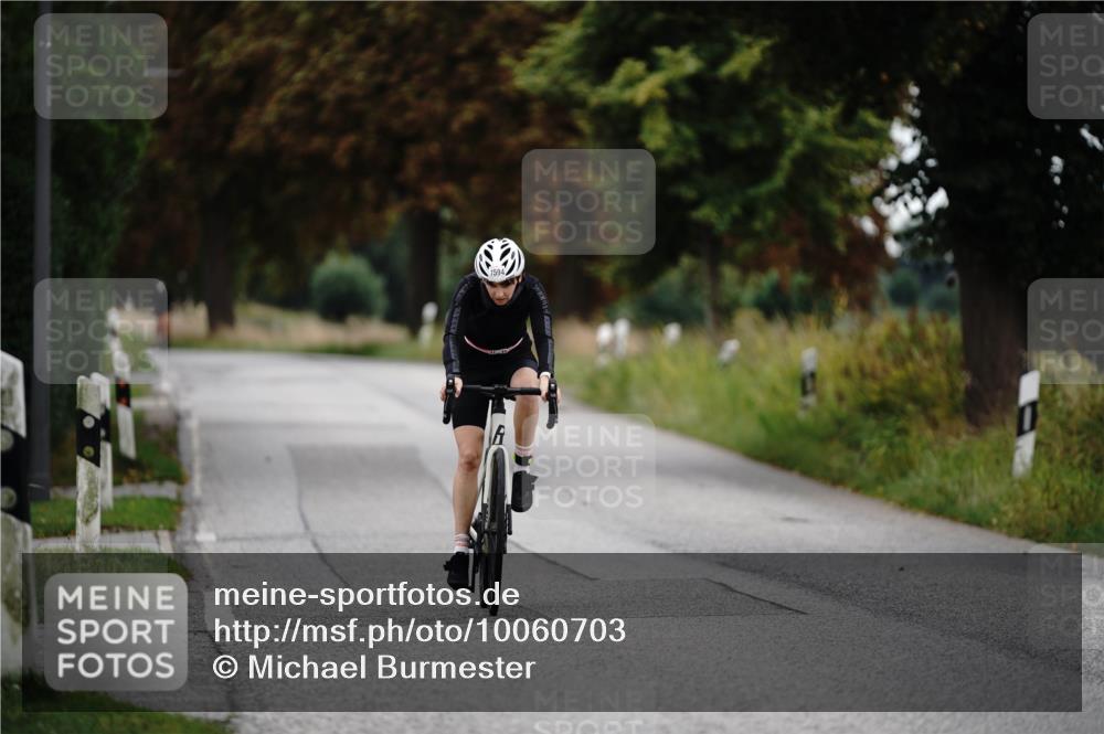 30.08.2026 - Elbe Triathlon Hamburg Michael Burmester http://msf.ph/oto/10060703 30.08.2026 11:52:22 Radfahren 1594, 1686 meine-sportfotos.de