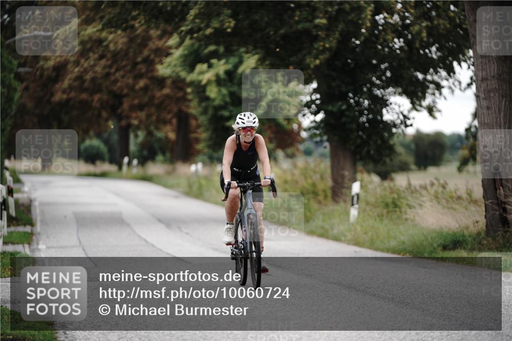 30.08.2026 - Elbe Triathlon Hamburg Michael Burmester http://msf.ph/oto/10060724 30.08.2026 11:53:29 Radfahren 1669 meine-sportfotos.de