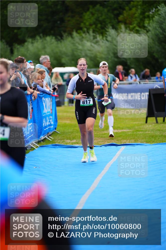 30.08.2026 - Elbe Triathlon Hamburg LAZAROV Photography http://msf.ph/oto/10060800 30.08.2026 11:42:20 Ziel 792, 817, 864 meine-sportfotos.de