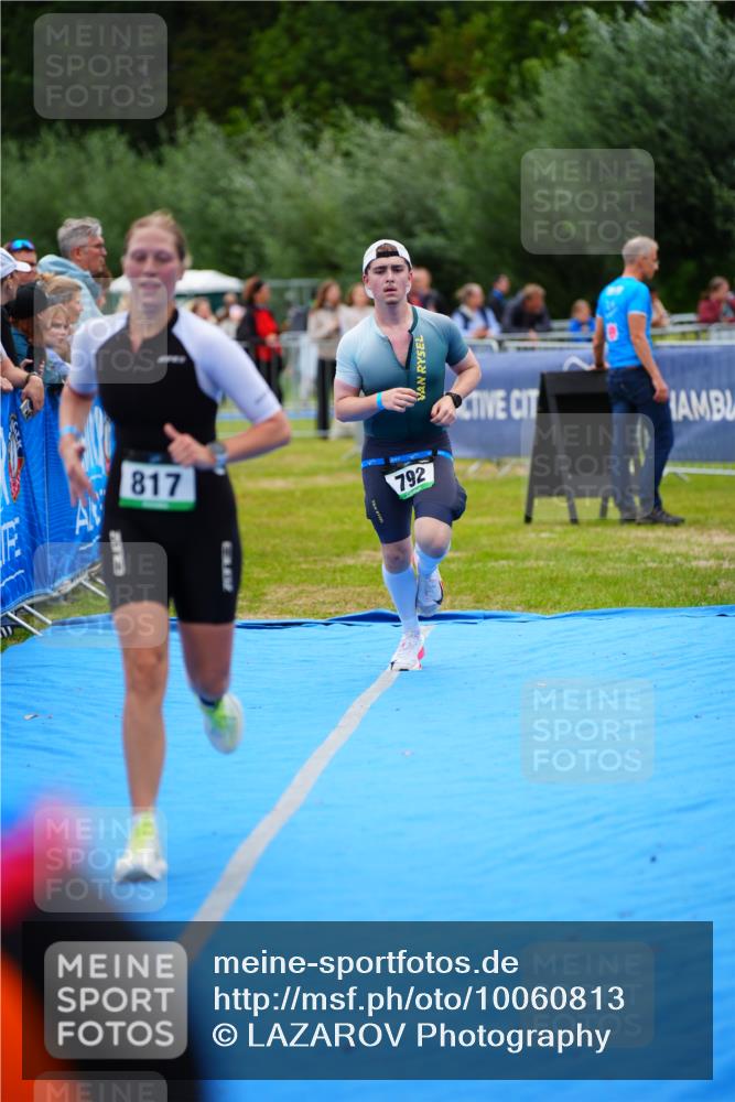 30.08.2026 - Elbe Triathlon Hamburg LAZAROV Photography http://msf.ph/oto/10060813 30.08.2026 11:42:21 Ziel 792, 817, 864 meine-sportfotos.de