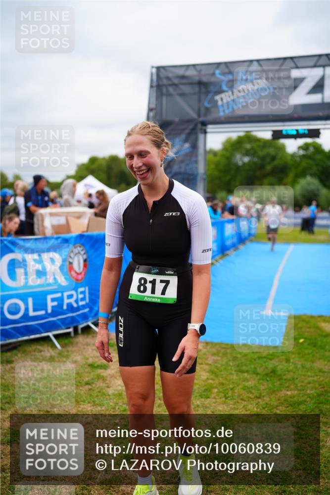 30.08.2026 - Elbe Triathlon Hamburg LAZAROV Photography http://msf.ph/oto/10060839 30.08.2026 11:42:35 Ziel 1142, 1195 meine-sportfotos.de