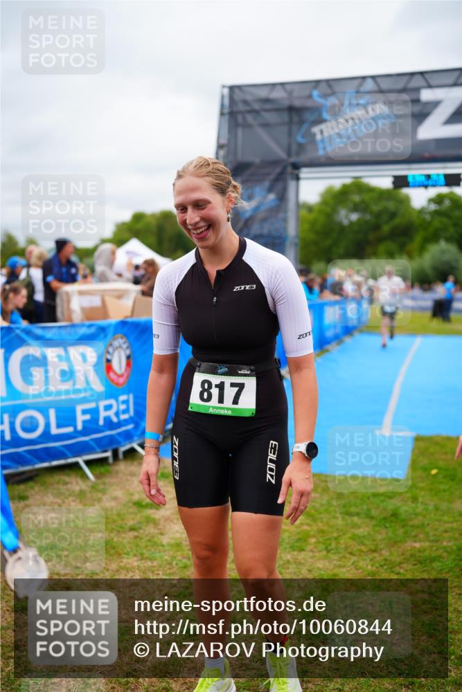 30.08.2026 - Elbe Triathlon Hamburg LAZAROV Photography http://msf.ph/oto/10060844 30.08.2026 11:42:35 Ziel 1142, 1195 meine-sportfotos.de