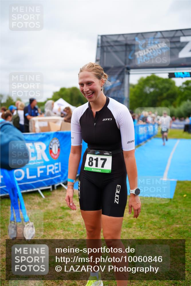 30.08.2026 - Elbe Triathlon Hamburg LAZAROV Photography http://msf.ph/oto/10060846 30.08.2026 11:42:35 Ziel 1142, 1195 meine-sportfotos.de