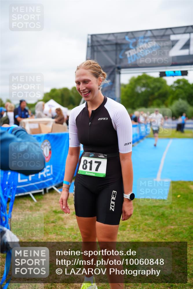 30.08.2026 - Elbe Triathlon Hamburg LAZAROV Photography http://msf.ph/oto/10060848 30.08.2026 11:42:36 Ziel 1142, 1195 meine-sportfotos.de