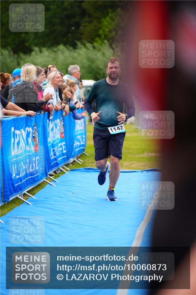 30.08.2026 - Elbe Triathlon Hamburg LAZAROV Photography http://msf.ph/oto/10060873 30.08.2026 11:42:40 Ziel 1142, 1195 meine-sportfotos.de