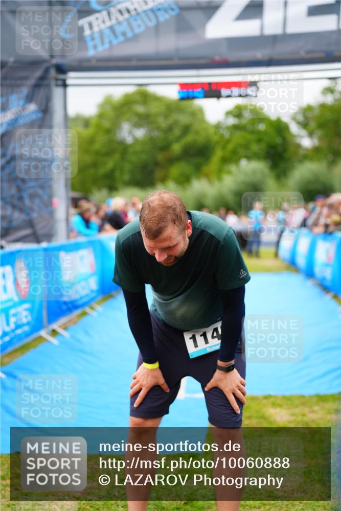 30.08.2026 - Elbe Triathlon Hamburg LAZAROV Photography http://msf.ph/oto/10060888 30.08.2026 11:42:47 Ziel 1238 meine-sportfotos.de