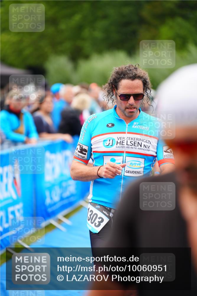 30.08.2026 - Elbe Triathlon Hamburg LAZAROV Photography http://msf.ph/oto/10060951 30.08.2026 11:42:59 Ziel 805, 918, 1257, 1303, 1325 meine-sportfotos.de
