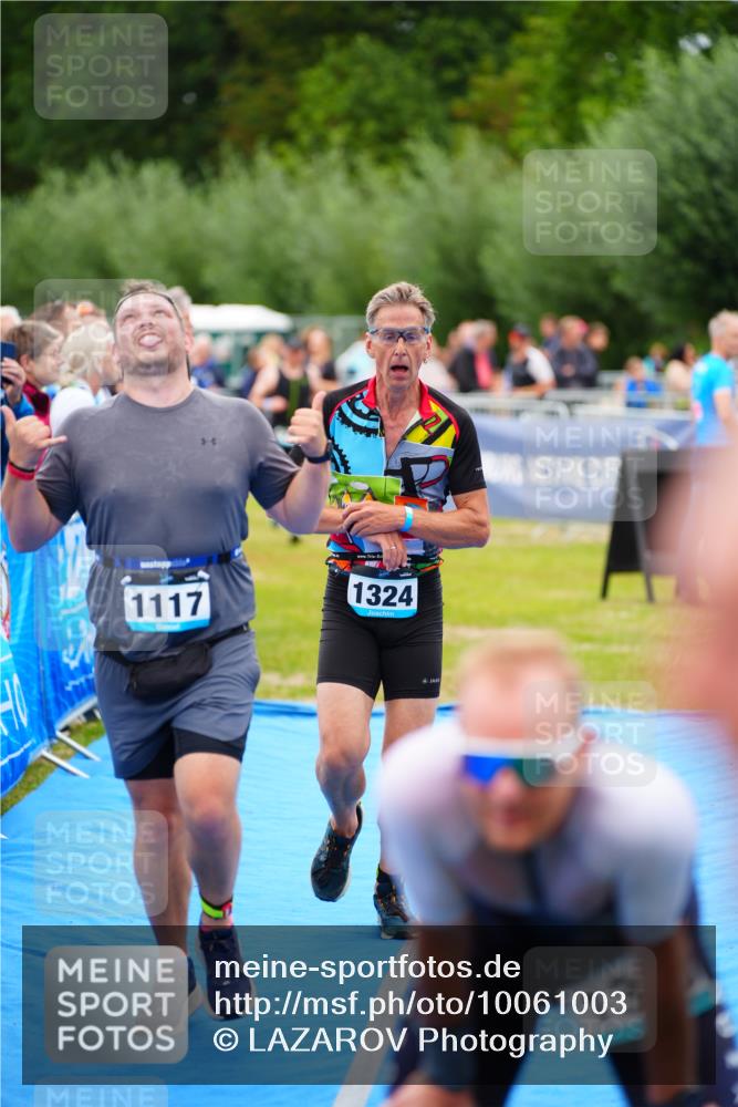 30.08.2026 - Elbe Triathlon Hamburg LAZAROV Photography http://msf.ph/oto/10061003 30.08.2026 11:43:12 Ziel 768, 1107, 1255, 1316, 1324 meine-sportfotos.de
