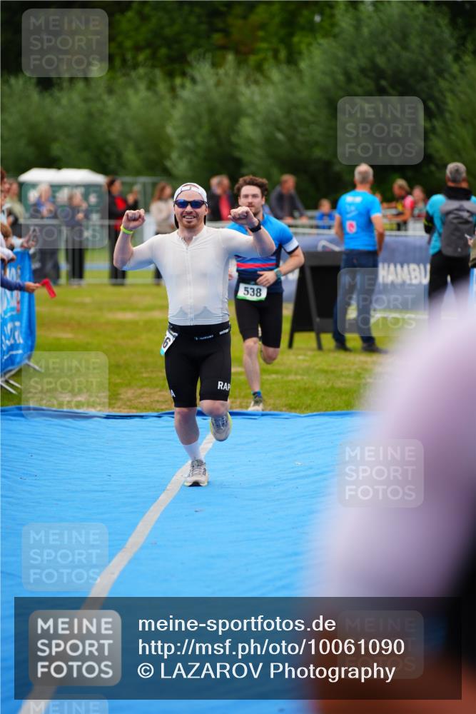 30.08.2026 - Elbe Triathlon Hamburg LAZAROV Photography http://msf.ph/oto/10061090 30.08.2026 11:43:34 Ziel 538, 1156 meine-sportfotos.de