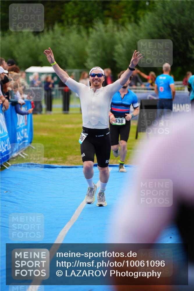 30.08.2026 - Elbe Triathlon Hamburg LAZAROV Photography http://msf.ph/oto/10061096 30.08.2026 11:43:35 Ziel 538, 1156 meine-sportfotos.de