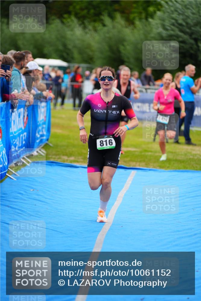 30.08.2026 - Elbe Triathlon Hamburg LAZAROV Photography http://msf.ph/oto/10061152 30.08.2026 11:43:51 Ziel 816, 847, 908, 1345, 1353, 1434 meine-sportfotos.de