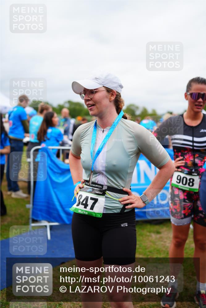 30.08.2026 - Elbe Triathlon Hamburg LAZAROV Photography http://msf.ph/oto/10061243 30.08.2026 11:44:14 Ziel 808 meine-sportfotos.de