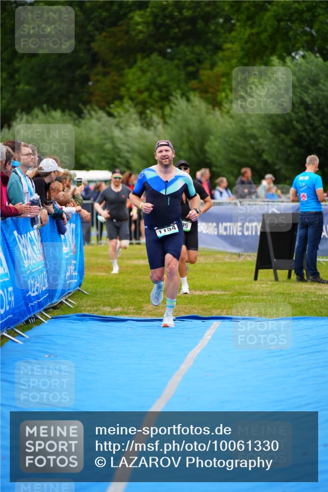 30.08.2026 - Elbe Triathlon Hamburg LAZAROV Photography http://msf.ph/oto/10061330 30.08.2026 11:44:33 Ziel 395, 862, 1154, 1161, 1384 meine-sportfotos.de