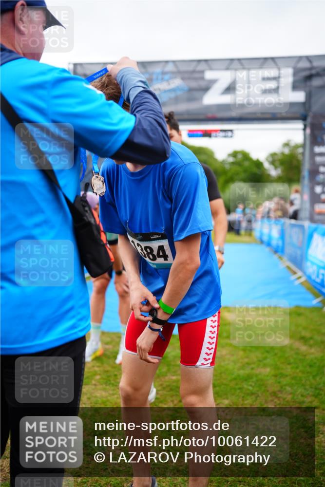 30.08.2026 - Elbe Triathlon Hamburg LAZAROV Photography http://msf.ph/oto/10061422 30.08.2026 11:44:45 Ziel 553, 810, 1258, 1326 meine-sportfotos.de