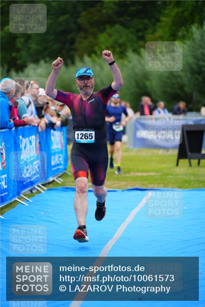 30.08.2026 - Elbe Triathlon Hamburg LAZAROV Photography http://msf.ph/oto/10061573 30.08.2026 11:45:17 Ziel 547, 1265 meine-sportfotos.de